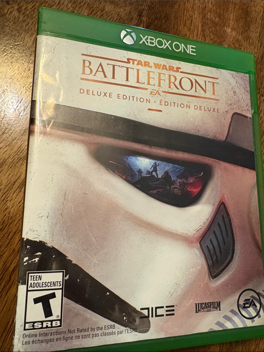 Xbox One Star Wars Battlefront Deluxe Edition - White Stormtrooper Art
